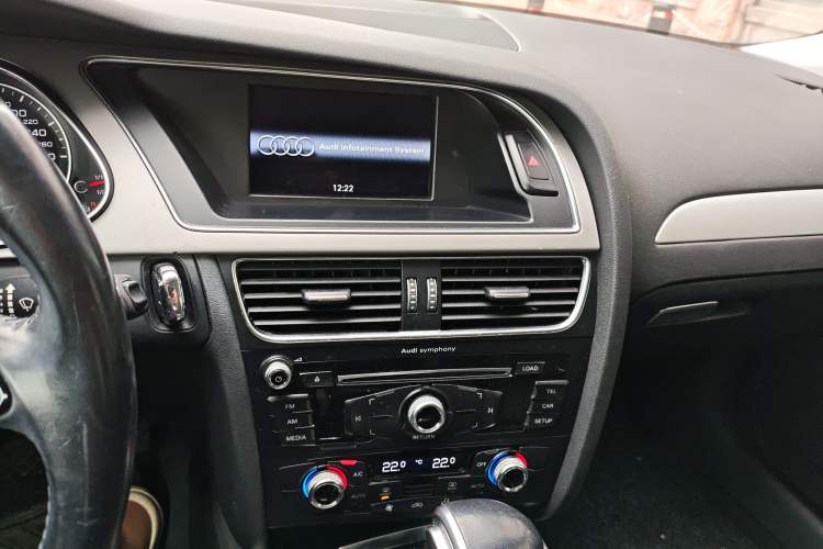 Used Audi A4L 2015 35 TFSI Automatic Standard Model
