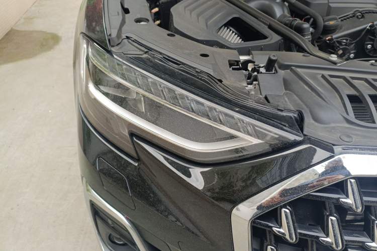 Used Audi A8 2024 A8L 45 TFSI quattro Luxury Model Right Front Headlight