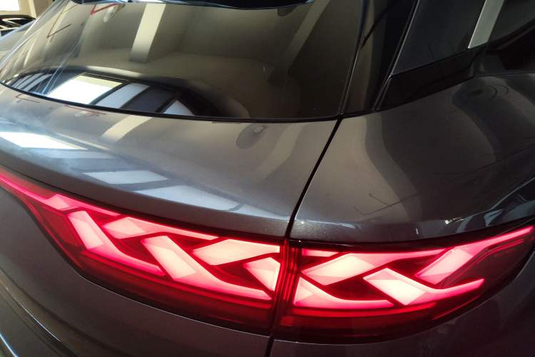 Used BYD Tang L 2025 EV 600KM All-Wheel-Drive LiDAR Flagship Model