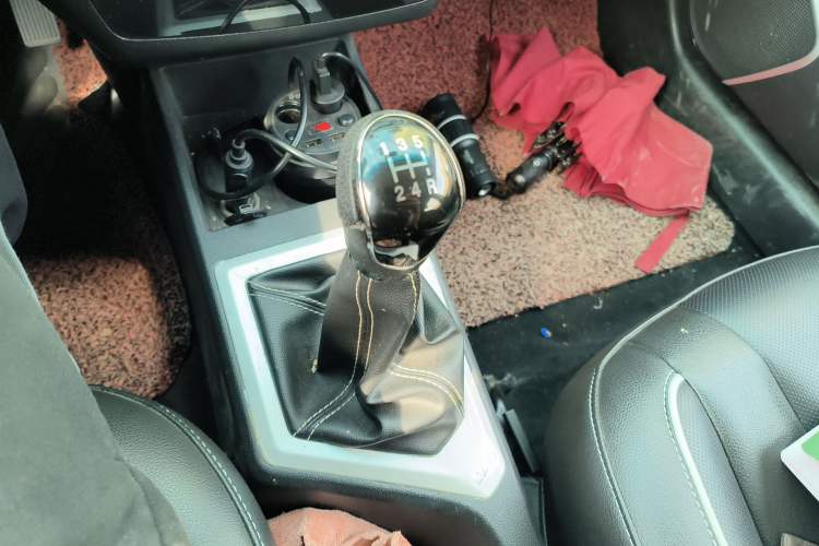 Used JAC Group Refine S2 2015 1.5L Manual Luxury Smart Model