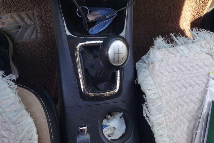 Used FORTHING Joyear X3 2014 1.5L Luxury Model Gear Lever