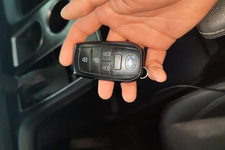 Used Toyota SIENNA 2021 2.5L Hybrid Premium Edition