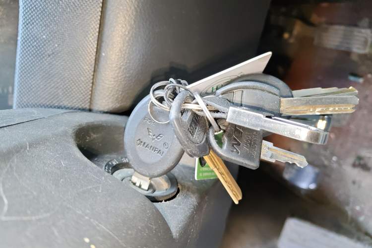 Used Wuling Rongguang 2011 1.2L Base Version