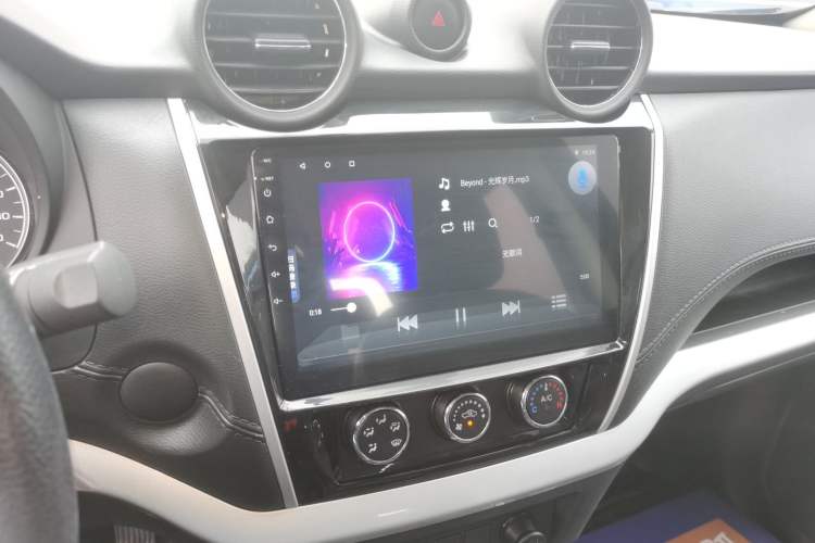 Used Dongfeng Ruichi 6 2021 2.3T Manual Two-Wheel Drive Diesel Standard Version with Flat-Base Long Cargo Bed M9T
