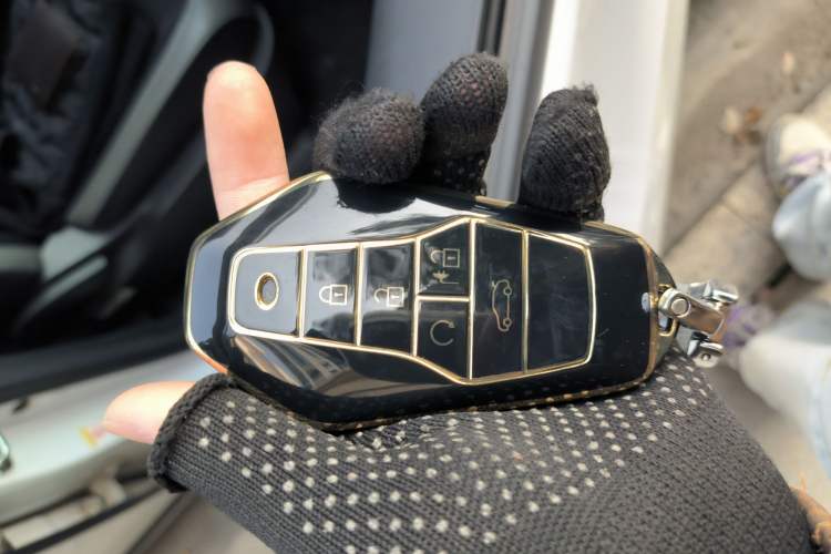 Used Hycan Z03 2022 510 km Range Trendy Cool Version 135 kW 63.98 kWh
