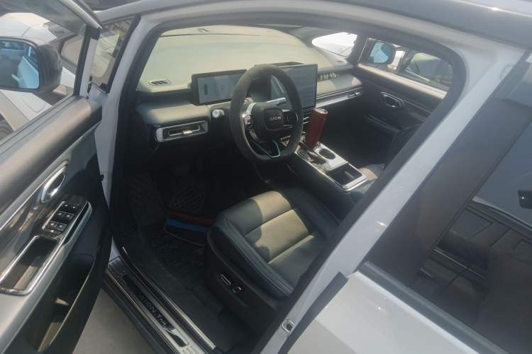 Used AION Y 2022 Plus 70 Smart Edition
