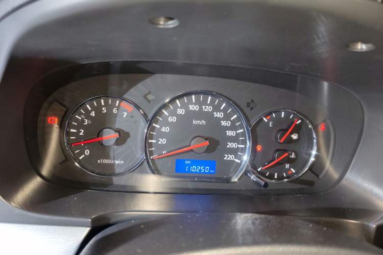 Used CHANGAN Alsvin V5 2012 1.5L Manual Dream Edition
