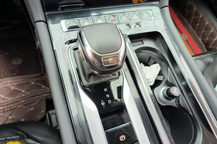 Used Hongqi H5 2023 2.0T Automatic Smart Connect Flagship Edition