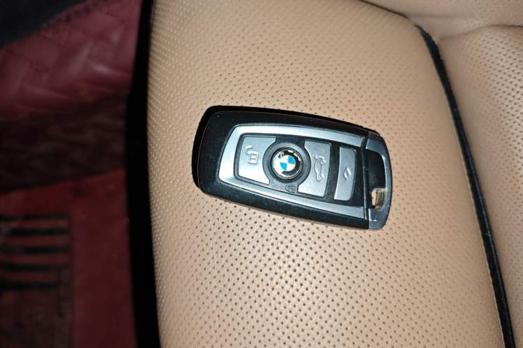 Used BMW 7 Series 2009 740Li Luxury Model Vehicle Key