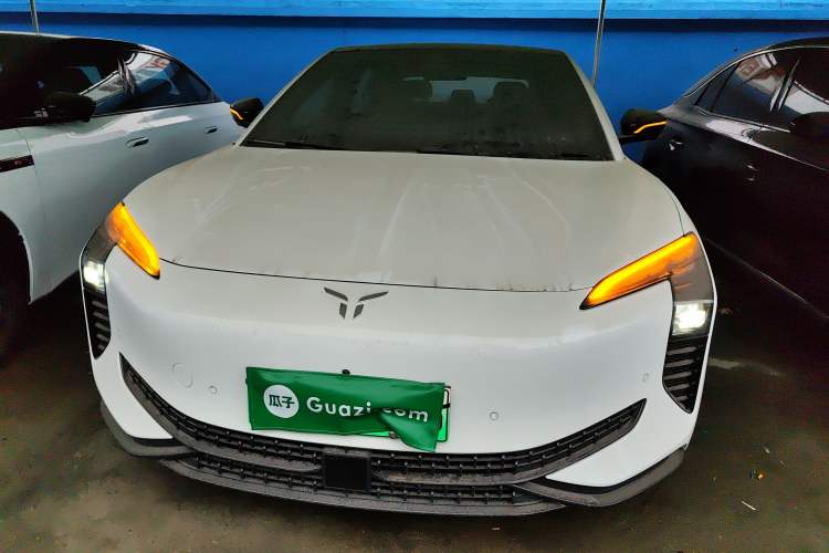 Used Hongqi EH7 2024 690 Pro
