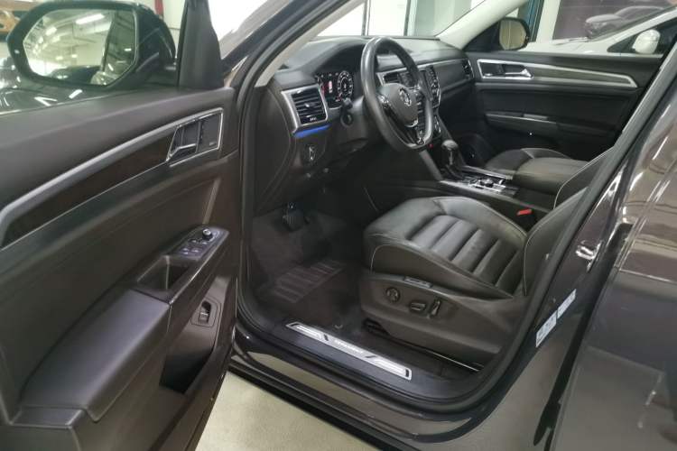 Used Volkswagen Teramont 2017 530 V6 Four-Wheel Drive Supreme Flagship Edition Driver Seat