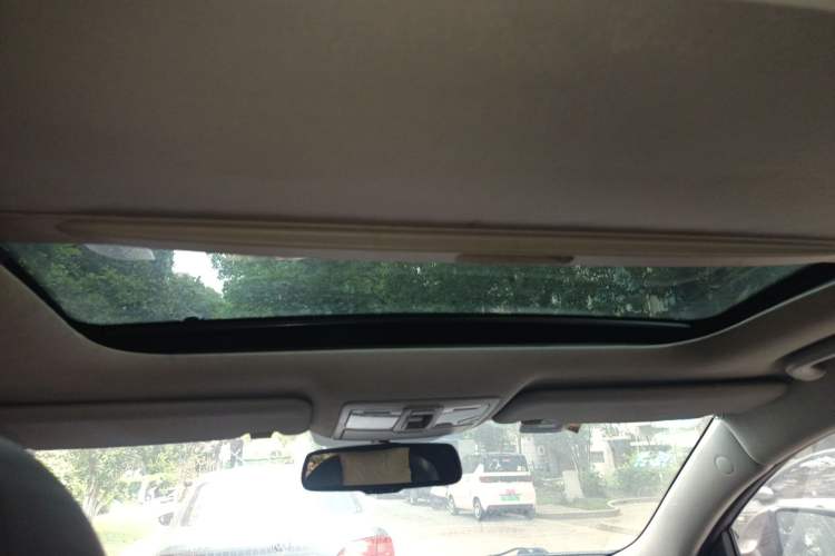 Used Kia Sportage R 2015 2.0L Automatic Two-Wheel Drive DLX Model