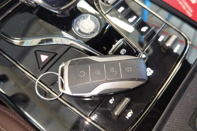 Used BYD Han 2020 DM Four-Wheel Drive Performance Edition Luxury Model
