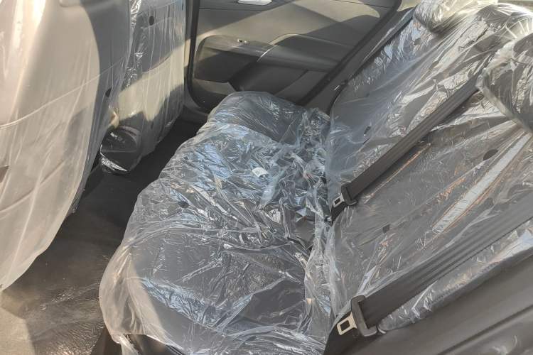 Used CHANGAN Eado 2025 Blue Whale 1.5T 500Bar Prestige Model
