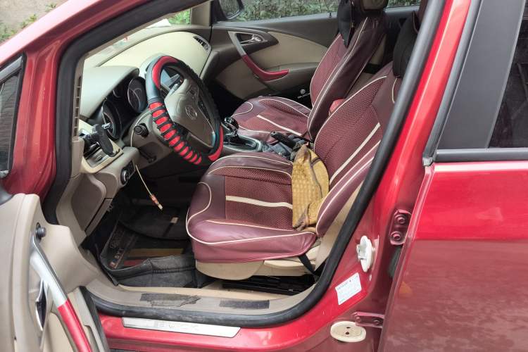 Used Buick GT 2012 GT 1.6L Manual Entry-Level Model