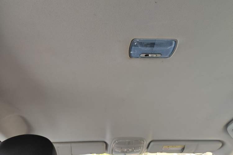 Used Haval H6 2016 Upgraded Model 1.5T Manual Two-Wheel Drive Value Edition Headliner