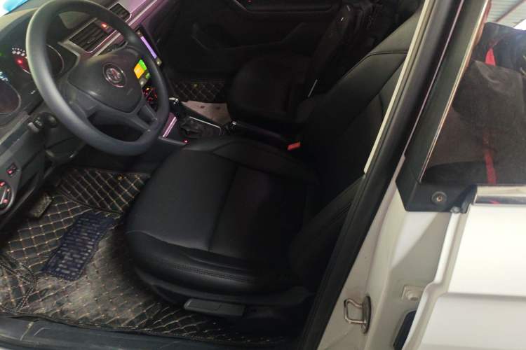 Used Volkswagen Bora 2017 1.6L Automatic Fashion Model