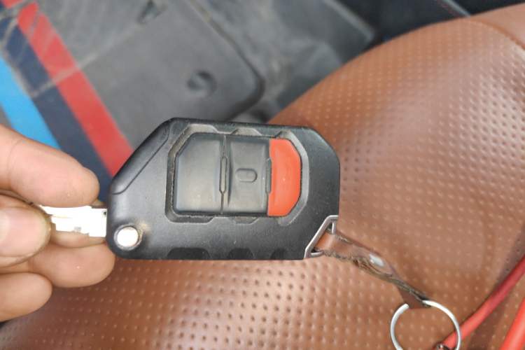 Used Jeep Patriot 2015 2.0L Sport Edition Vehicle Key