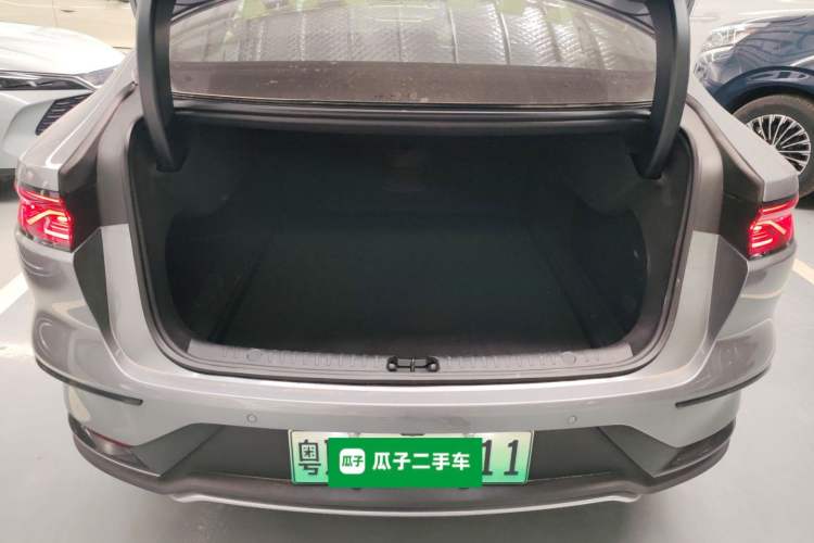 Used BYD Han 2023 DM-i Champion Edition 121KM Prestige Model