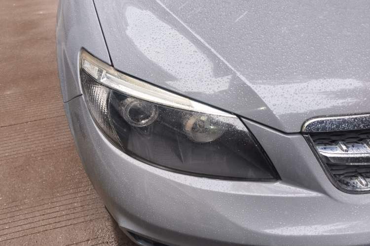 Used BYD S6 2013 Platinum Edition 2.0L Manual Luxury Model
