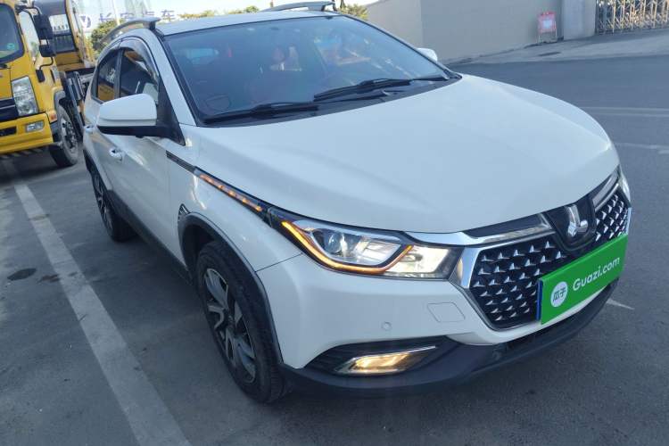 Used Luxgen U5 SUV 2017 1.6L CVT Flagship Edition
