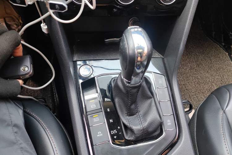 Used Volkswagen Tharu 2019 280TSI Two-Wheel Drive Luxury Version China VI Standard