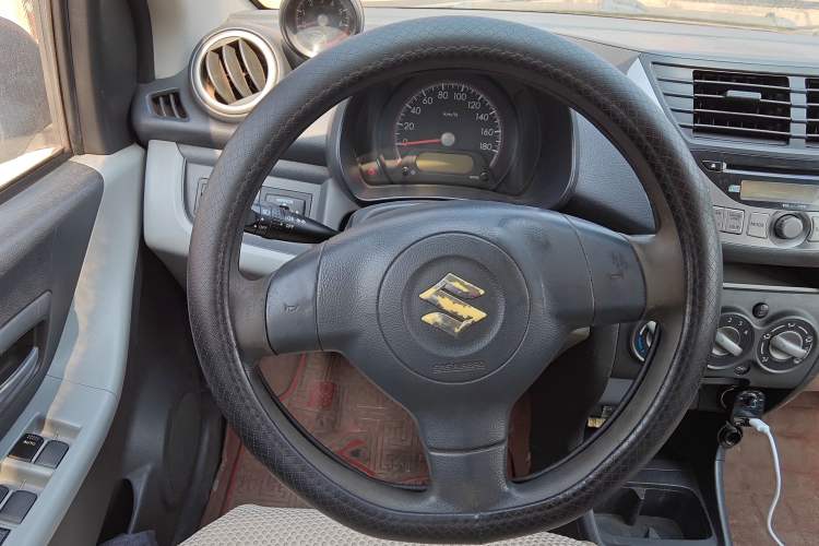 Used Suzuki Alto 2013 1.0L Manual Luxury Model
