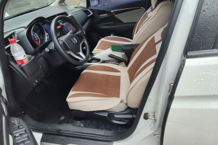 Used Honda Fit 2014 1.5L EX CVT Elite Model
