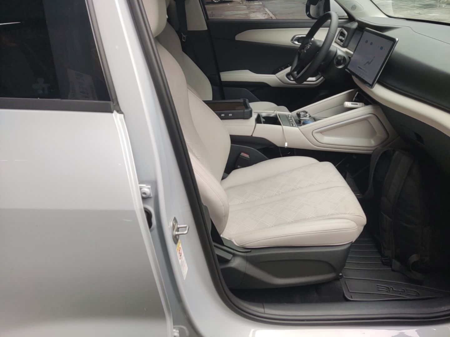 BYD Yuan UP 2024 401KM Leading Edition — снимка 19