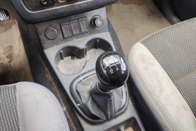 Used Dongfeng Fengon 330 2014 1.3L Manual Utility Version DK13-07