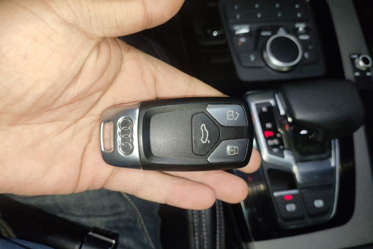 Used Audi Q5L 2018 40 TFSI Prestige Edition China V
