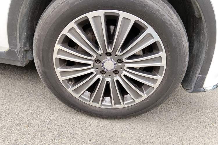 Used Mercedes-Benz GLC 2017 GLC 260 4MATIC Dynamic Edition Right Front Wheel Hub