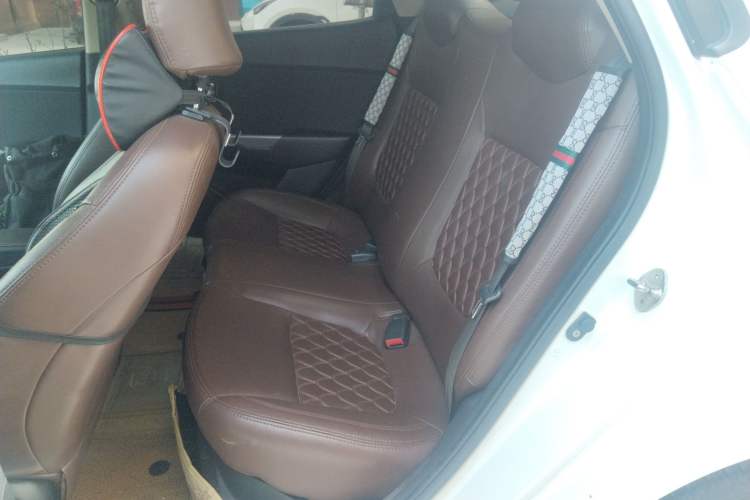 Used Kia K2 2015 Sedan 1.4L MT GLS