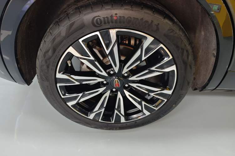 Used Hongqi HS5 2023 2.0T Four-Wheel Drive Flagship Pro Edition
