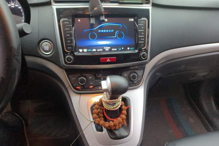 Used Haval M6 2019 1.5T DCT Two-Wheel Drive Value Edition China VI Standard Audio And AC Panel