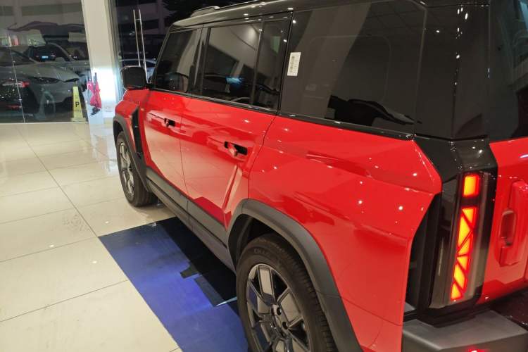 Used iCAR 03T 2024 501km Four-wheel Drive Long-Range Version
