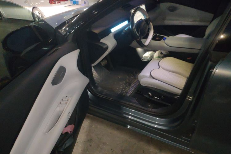 Used Lynk & Co Z10 2025 95 kWh 702 km All-Wheel Drive Intelligent Driving Ultra
