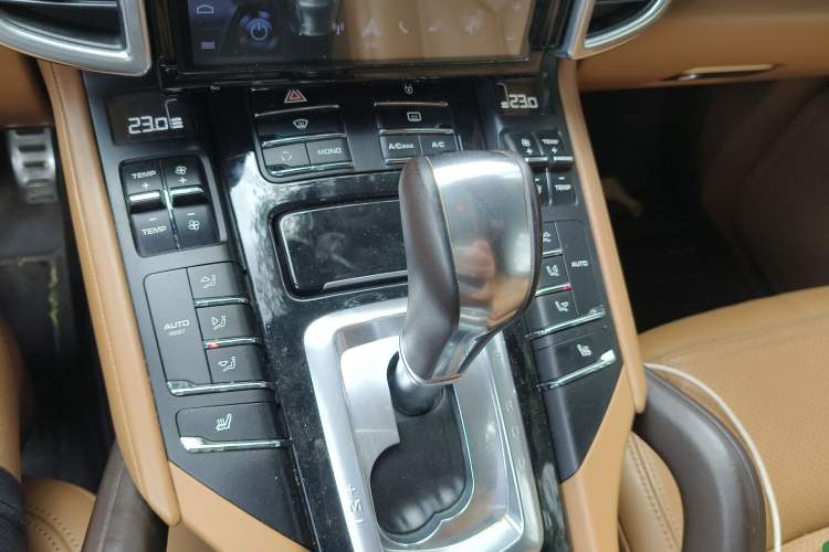 Used Porsche Cayenne 
