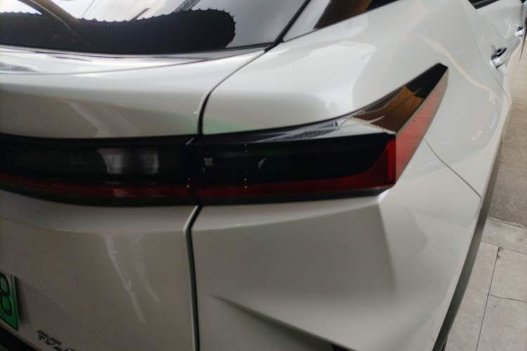 Used Lexus RZ 2023 450e All-Wheel Drive Luxury Edition Exterior 3