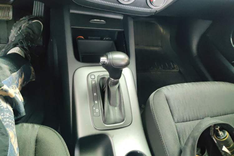 Used Kia K3 2015 1.6L Automatic GLS
