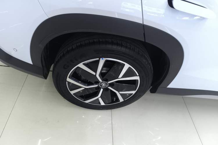 Used BYD Song L DM-i 2025 Intelligent Driving Version 160 km Beyond-Range Type