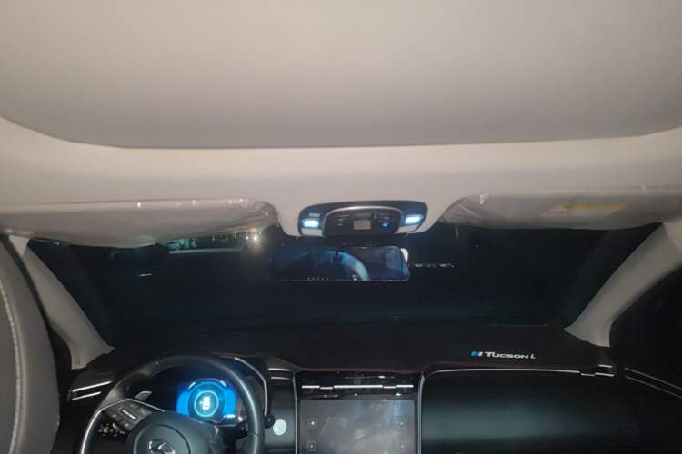 Used Hyundai Tucson 2023 Tucson L 1.5T Automatic Two-Wheel Drive GLX Elite Edition Headliner