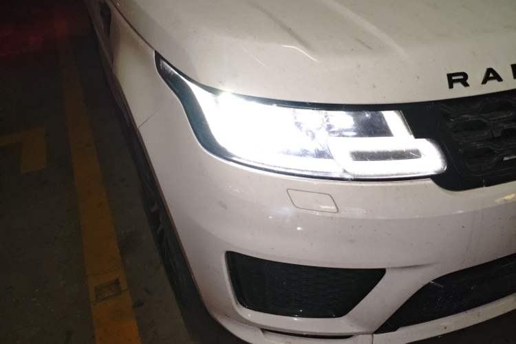 Used Land Rover Range Sport 2022 3.0 L6 YAO Black Edition Right Front Headlight