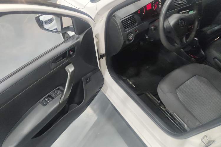 Used Volkswagen Santana 2017 Haval H6 1.6L Automatic Fashion Edition