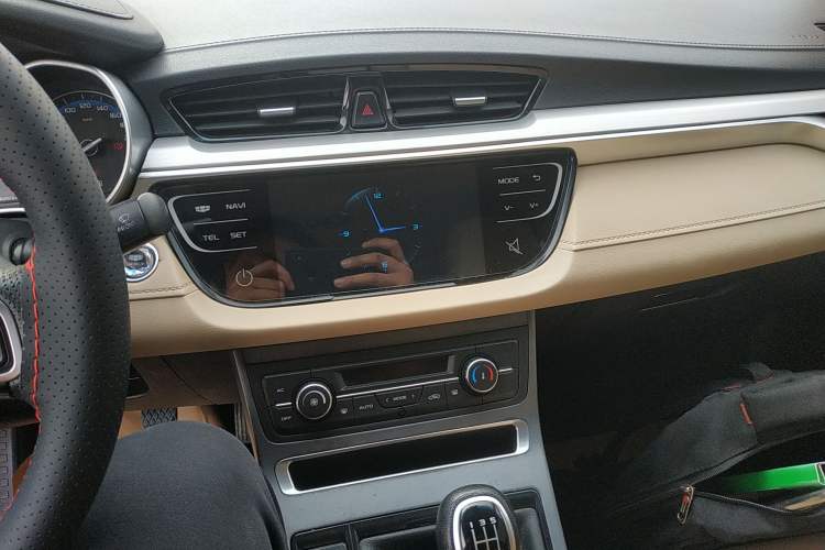 Used Geely Auto Emgrand 2018 1.5L Manual Luxury Model