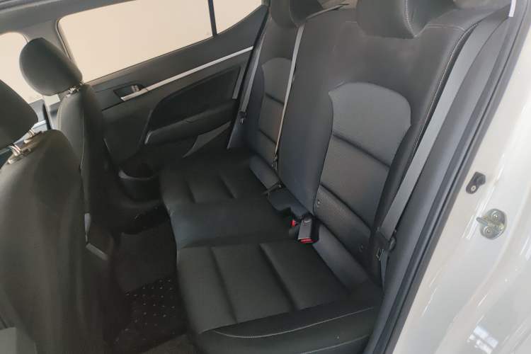 Used Hyundai Elantra (6th Generation / Lingdong) 2016 1.6L Automatic ZhiXuan – Elite Version