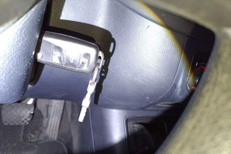 Used Volkswagen Tiguan L 2017 300TSI Automatic Two-Wheel Drive Silk Road Luxury Edition
