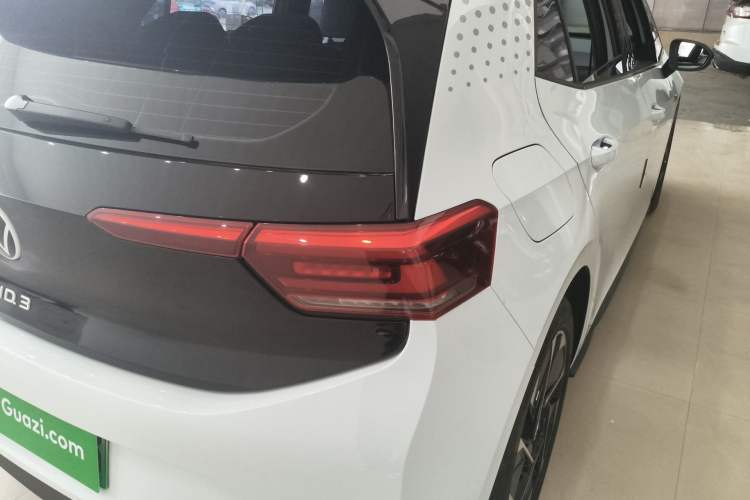 Used Volkswagen ID.3 2023 Pure Smart Edition