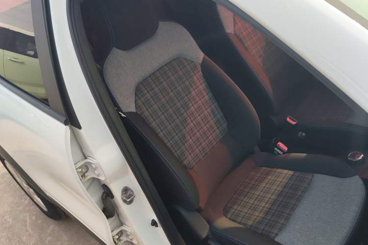 Used Dongfeng NAMMI EX1 2021 Zhi Ling Version Right Front Seat