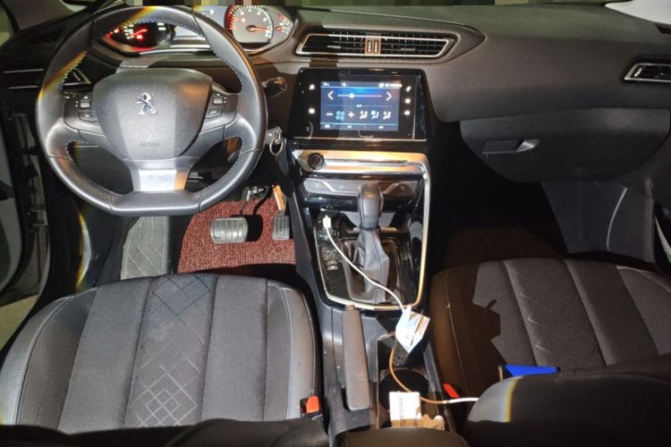 Used Peugeot 308 2016 1.6L Automatic Luxury Edition
